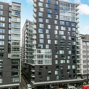 Apartment Pinnacles On Victoria St Wellington